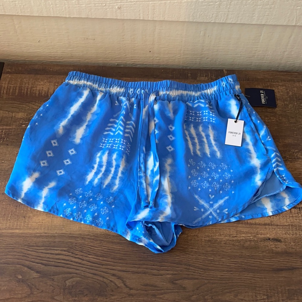 Forever 21 Shorts (Size L)